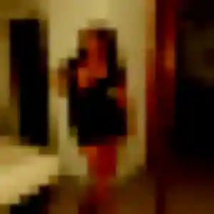 Geraldine, 19 ans, en ligne à Bauvin pour une rencontre coquine