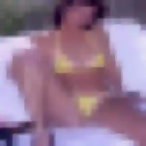 Sexy Nora, 28 ans à Buchelay - découvrir son profil