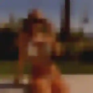 Gabrielle, 41 ans, cherche un rencontre cougar à Camon