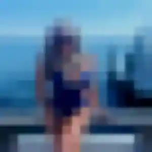 Bianca, fille de 20 ans cherche rencontre cougar à Carrières-sous-Poissy