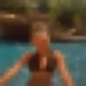 Belle Flore, 34 ans à Élancourt - la contacter