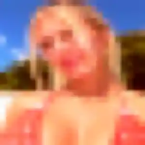 Charmante Nina, 28 ans à Éperlecques - la contacter