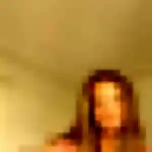 Rania, 30 ans, dispo pour rencontre cougar à Éperlecques