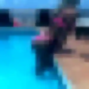 Chloe, 23 ans, en ligne à La Ville-du-Bois pour une rencontre coquine