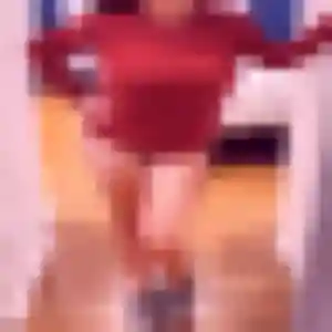 Gaia, fille de 21 ans cherche rencontre cougar à Lacroix-Saint-Ouen