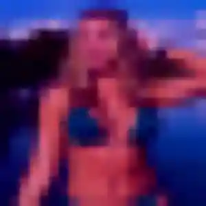 Maya de Lacroix-Saint-Ouen, 25 ans - rencontre cougar discret