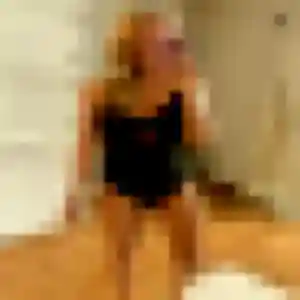 Photo de Madeleine à Longjumeau (22 ans) - rencontre cougar gratuit