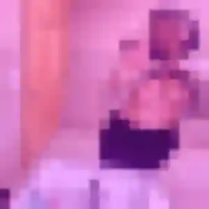 Découvre Anne-Charlotte, 19 ans à Massy en privé