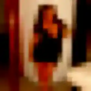 Photo privée de Celine, 35 ans à Ozoir-la-Ferrière - plan discret