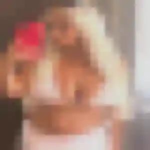 Bettina, femme de 43 ans cherche rencontre cougar à Pérenchies