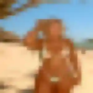 Maya, femme de 30 ans propose rencontre cougar à Presles