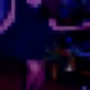 Azalee, fille de 27 ans cherche rencontre cougar à Quarouble