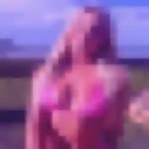 Nina de Ribécourt-Dreslincourt, 28 ans - rencontre cougar sans lendemain