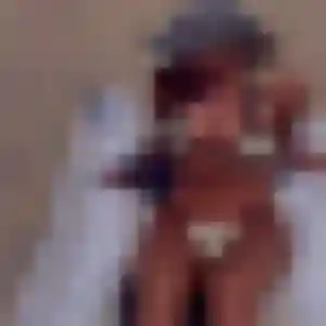 Inaya, fille de 26 ans propose rencontre cougar à Ronchin
