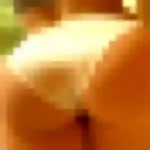 Photo de Olivia à Thiant (28 ans) - rencontre cougar anonyme