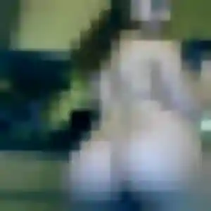 Azalee, 24 ans, en ligne à Vert-Saint-Denis pour une rencontre coquine