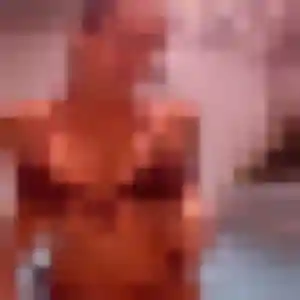 Sandrine, femme de 34 ans propose rencontre cougar à Ville-d'Avray