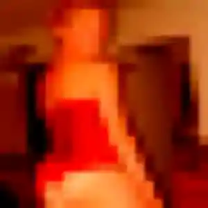 Stephanie, femme de 25 ans cherche rencontre cougar à Villemomble